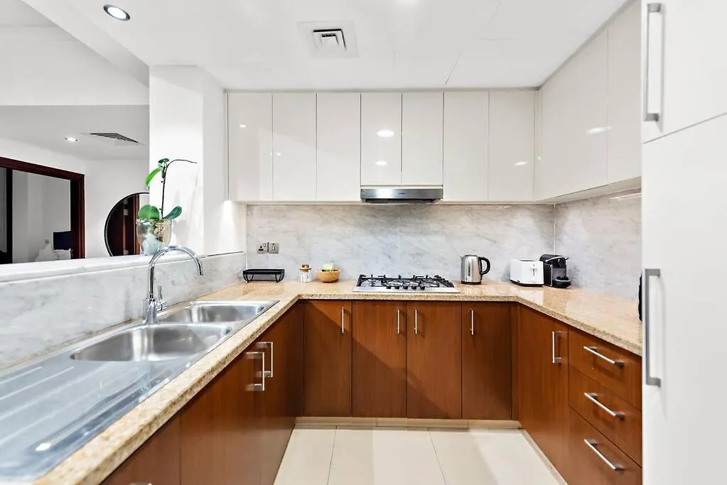 First Class Stunning 2Br Apartment With Burj Khalifa Views In Downtown Дубай