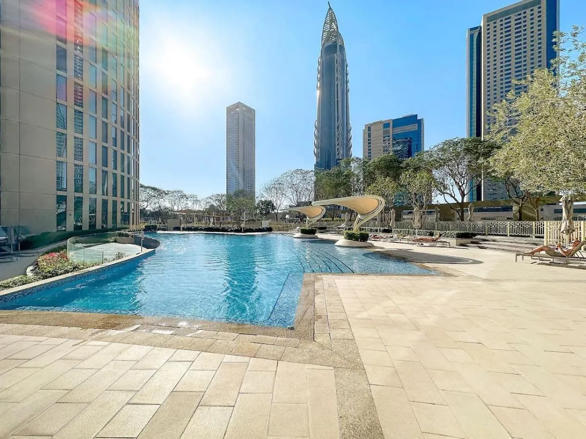 First Class Stunning 2Br Apartment With Burj Khalifa Views In Downtown Дубай 0*,  ОАЭ