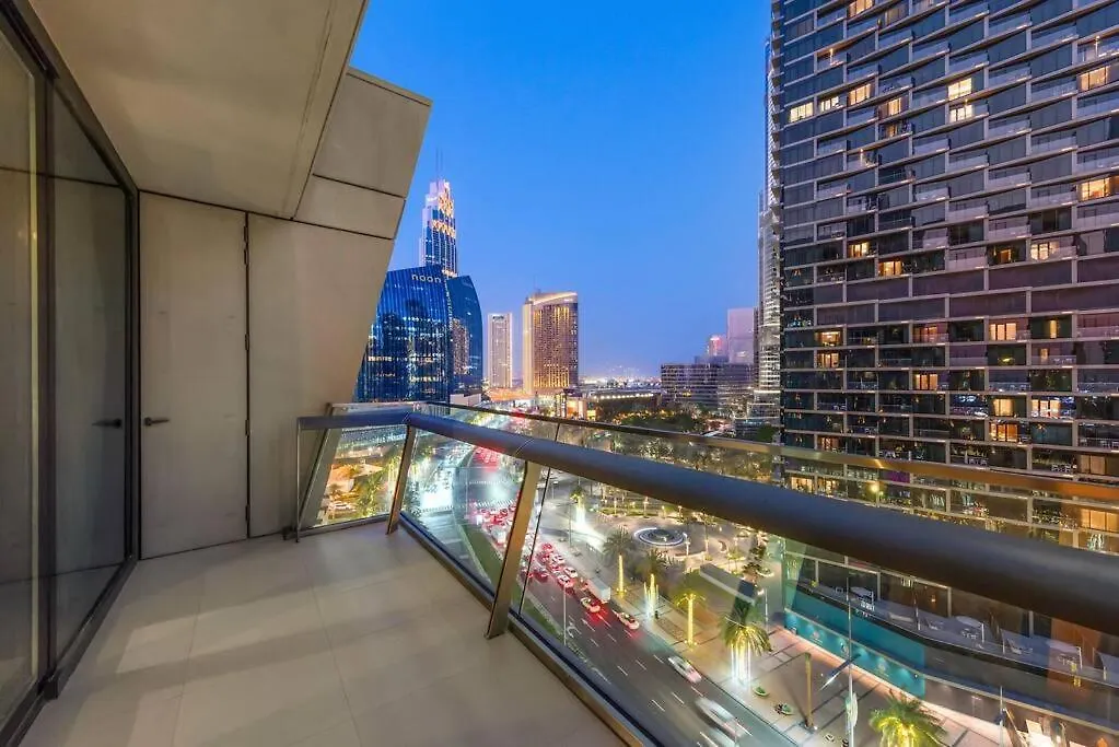 First Class Stunning 2Br Apartment With Burj Khalifa Views In Downtown Dubai United Arab Emirates