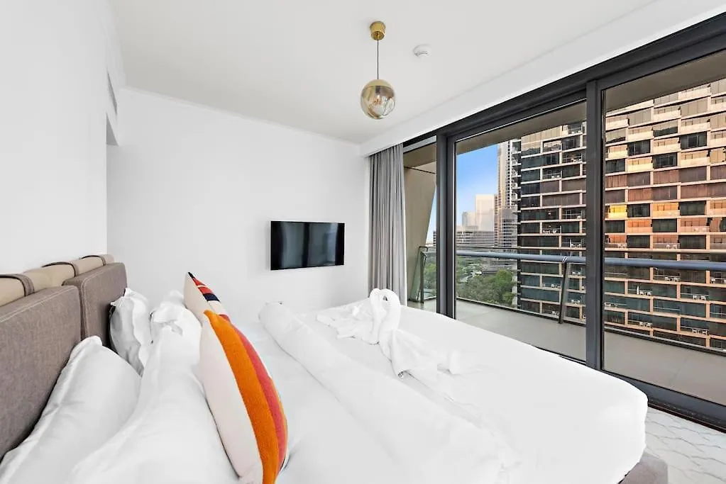 First Class Stunning 2Br Apartment With Burj Khalifa Views In Downtown Dubai