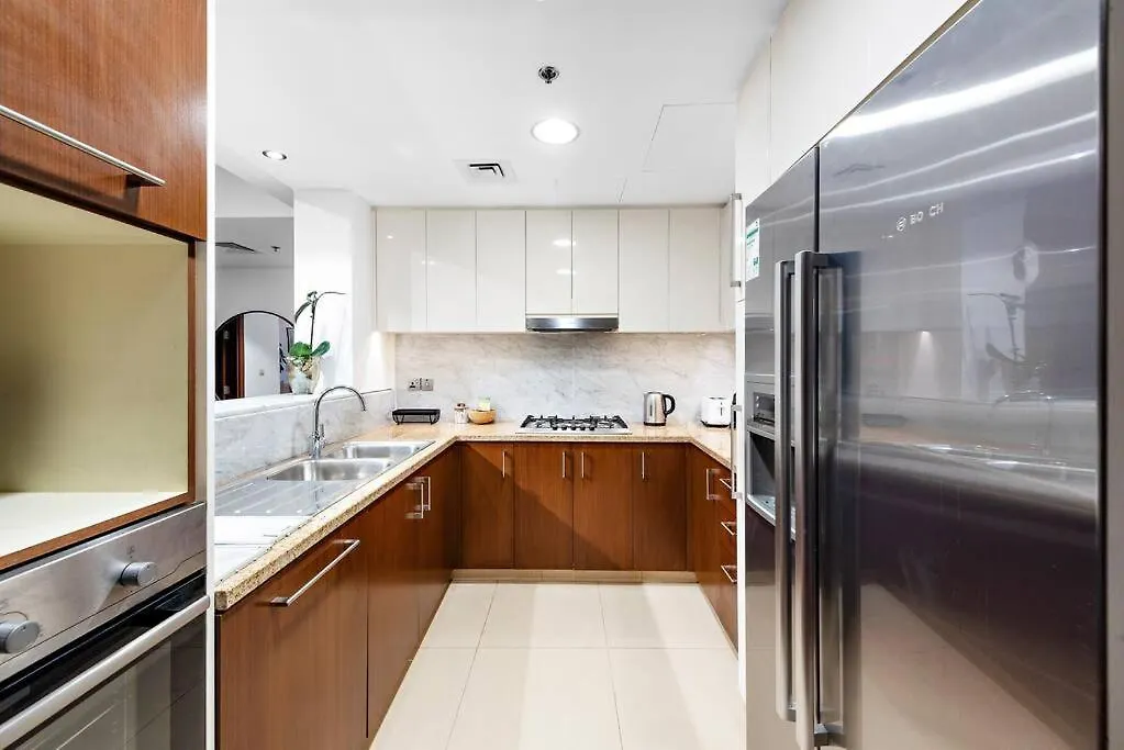 First Class Stunning 2Br Apartment With Burj Khalifa Views In Downtown Dubai